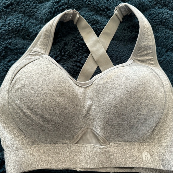 Bundle of 6 sports bras under armour Vincen Camuto Layers etc - - Picture 14 of 16